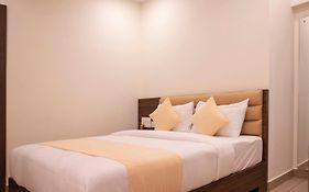 Hotel Sharda Residency